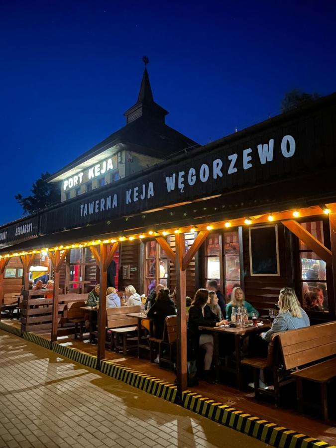 Dom Na Wodzie Hotel Węgorzewo Eksteriør billede